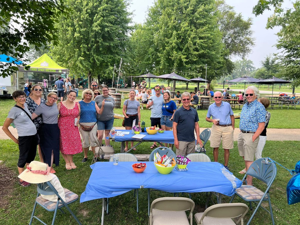 Great gathering at the Elm Grove beer garden last night. 

We are ready to send Rob Hutton packing, and I’m ready to stand up for affordable healthcare and child care! <a href="/WisDems/">Wisconsin Democrats</a> <a href="/Waukeshadems/">Waukesha County Dems🇺🇲</a>