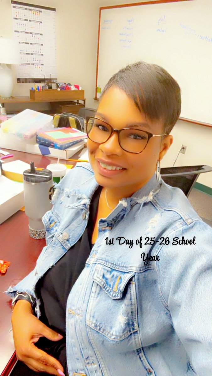 ๐๐ . ๐บ๐๐๐ฆ (@prettyrobgray) on Twitter photo Summer is over and the new school year has begun! ๐พ๐Hereโs to a Jagtastic year! <a href="/sms_jaguars/">Sartartia Middle School</a> <a href="/FortBendISD/">Fort Bend ISD</a> Summer is over and the new school year has begun! ๐พ๐Hereโs to a Jagtastic year! <a href="/sms_jaguars/">Sartartia Middle School</a> <a href="/FortBendISD/">Fort Bend ISD</a>
