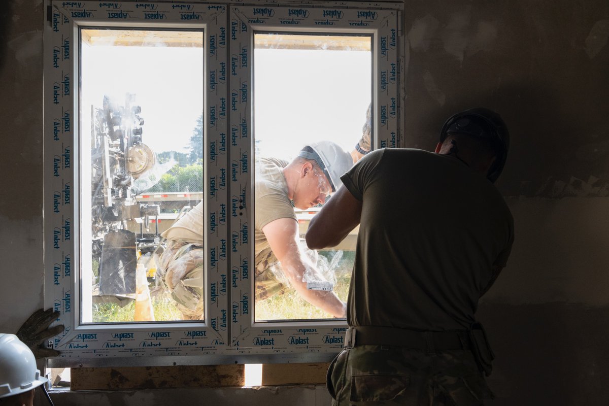 AirNatlGuard's tweet image. Civil engineers with the @156WingPRANG sharpened their operational skills while supporting real-world construction projects that enhanced operational efficiency and infrastructure at Aviano Air Base, Italy. 🛠️
🔗ang.af.mil/Media/Article-…