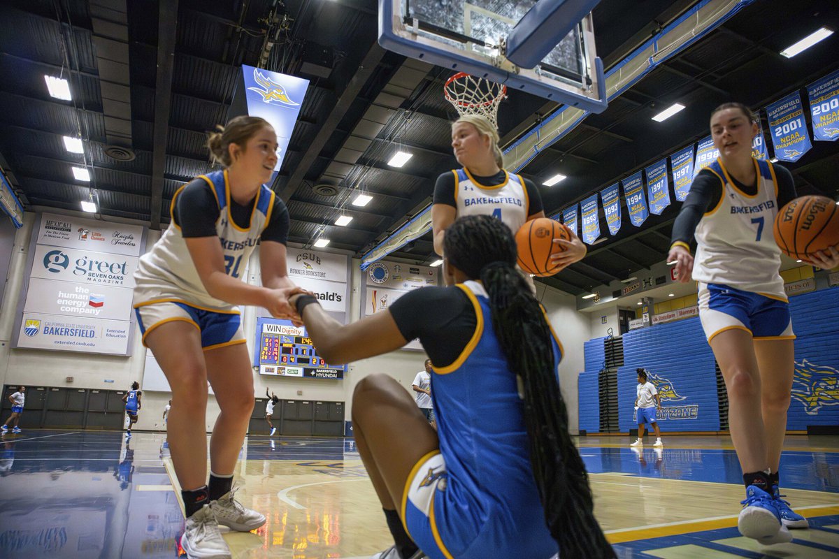 CSUB WOMEN'S BASKETBALL tweet media