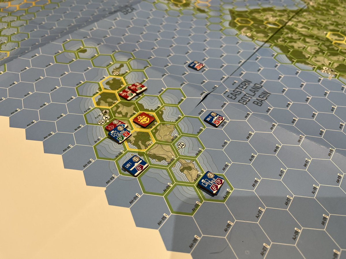 tomjmegan's tweet image. Two cracking games of Littoral Commander: The Baltic this evening, with honours even to Red and Blue Forces.
Absolutely superb game design - simple core engine; challenging tactical decision-making and understanding of inter-linking elements/effects. Just brilliant!
#Wargaming