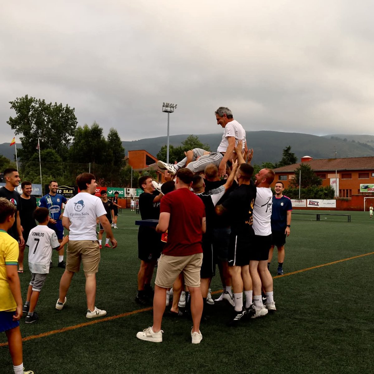 SD Textil Escudo tweet media