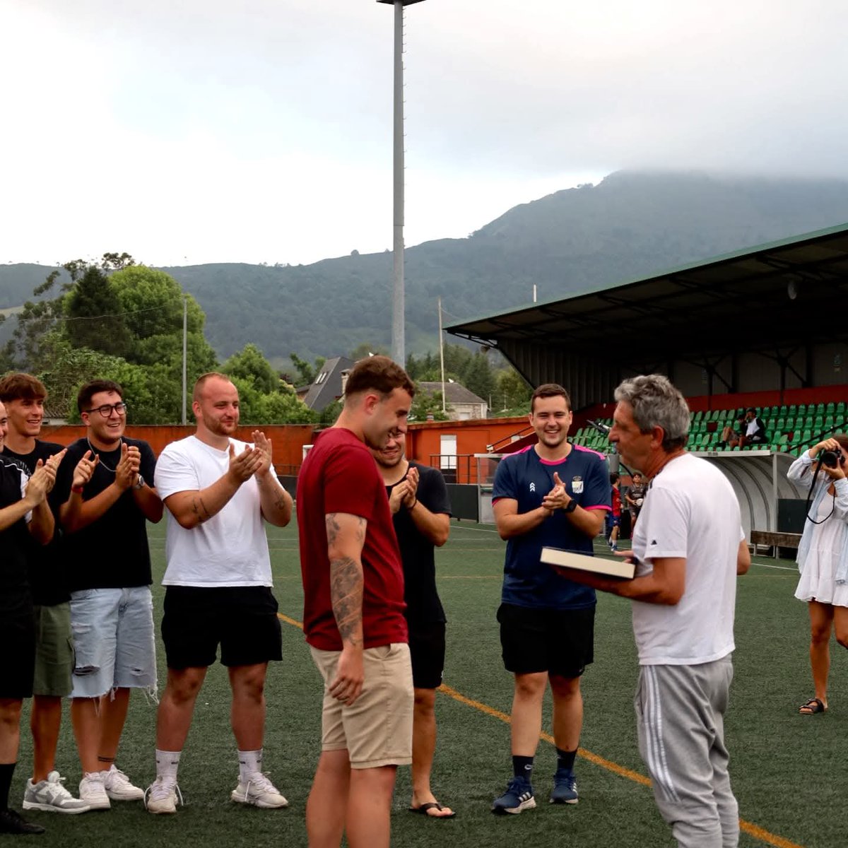 SD Textil Escudo tweet media