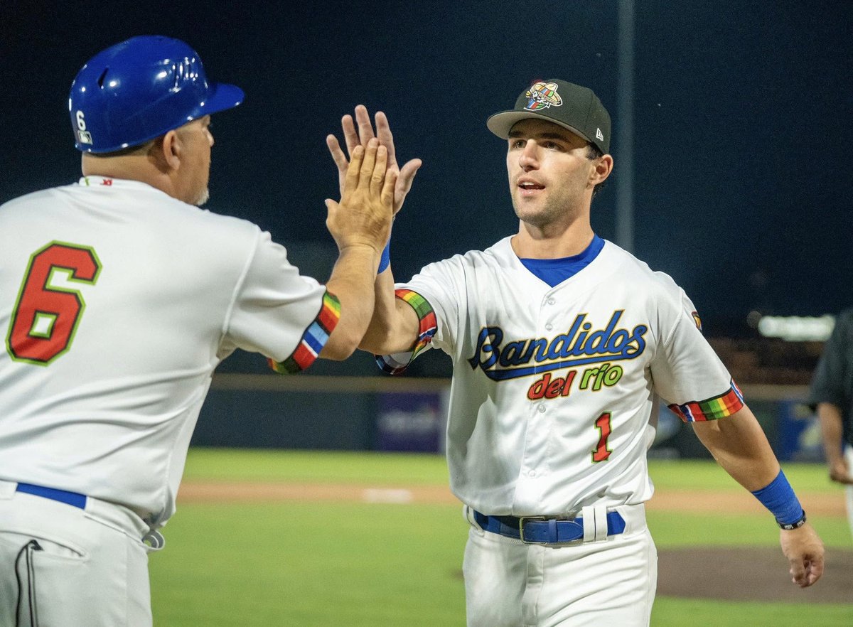 Quad Cities River Bandits (@qcriverbandits) on Twitter photo *pretends to be surprised* 🤯
Carson Roccaforte has been named Midwest League Player of the Week! 
#RoadToRoyalty🦝 *pretends to be surprised* 🤯
Carson Roccaforte has been named Midwest League Player of the Week! 
#RoadToRoyalty🦝