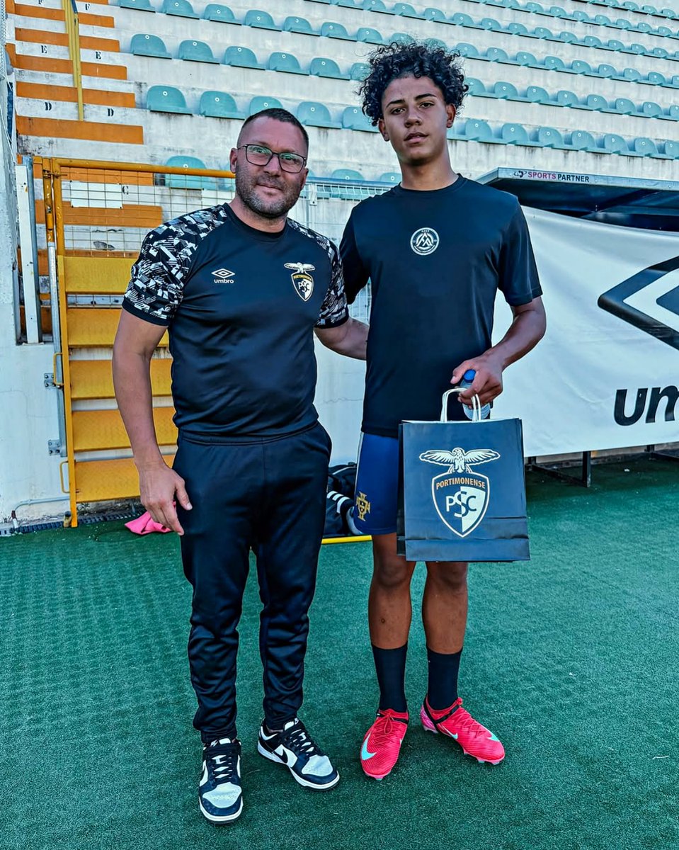 Cristianinho esteve a treinar no estádio do Portimonense 👀