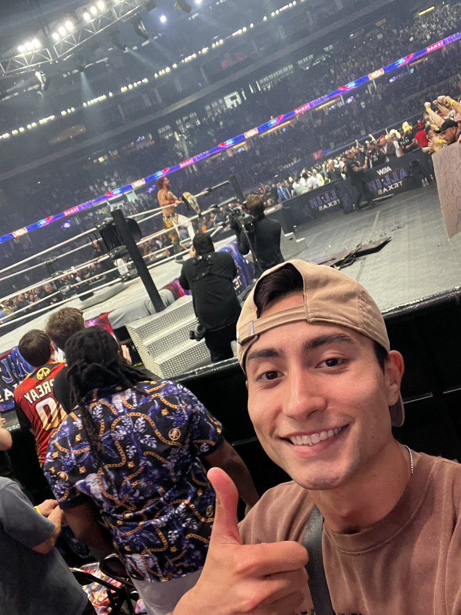 j_carr22's tweet photo. @AEWonTV https://t.co/QotMiAkJiL