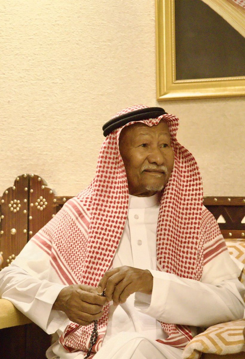 حين يُذكر الوفاء، يُذكر الأستاذ ناصر بن محمد المسعود ابومحمد المؤسس لنادينا الشرق الرجل الذي بذل الغالي والنفيس من وقته وماله وصحته الرجل الذي غرس بذرة هذا الكيان البرتقالي في أرض الدلم الطيبة وسقاه من إخلاصه ووقته وجهده حتى اشتد عوده ووقف شامخًا بين الأندية .

لم يكن مجرد مؤسس،