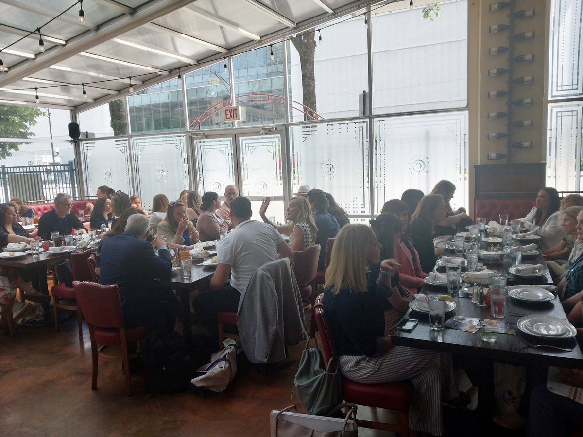 LindnerCtrHope's tweet image. The Lindner Center of Hope OCD Team traveled to Chicago for the @iocdf 30th Annual OCD Conference—an incredible opportunity to learn, collaborate, and connect around the latest in OCD research, treatment, and practices. Here they are enjoying lunch with colleagues who share the…