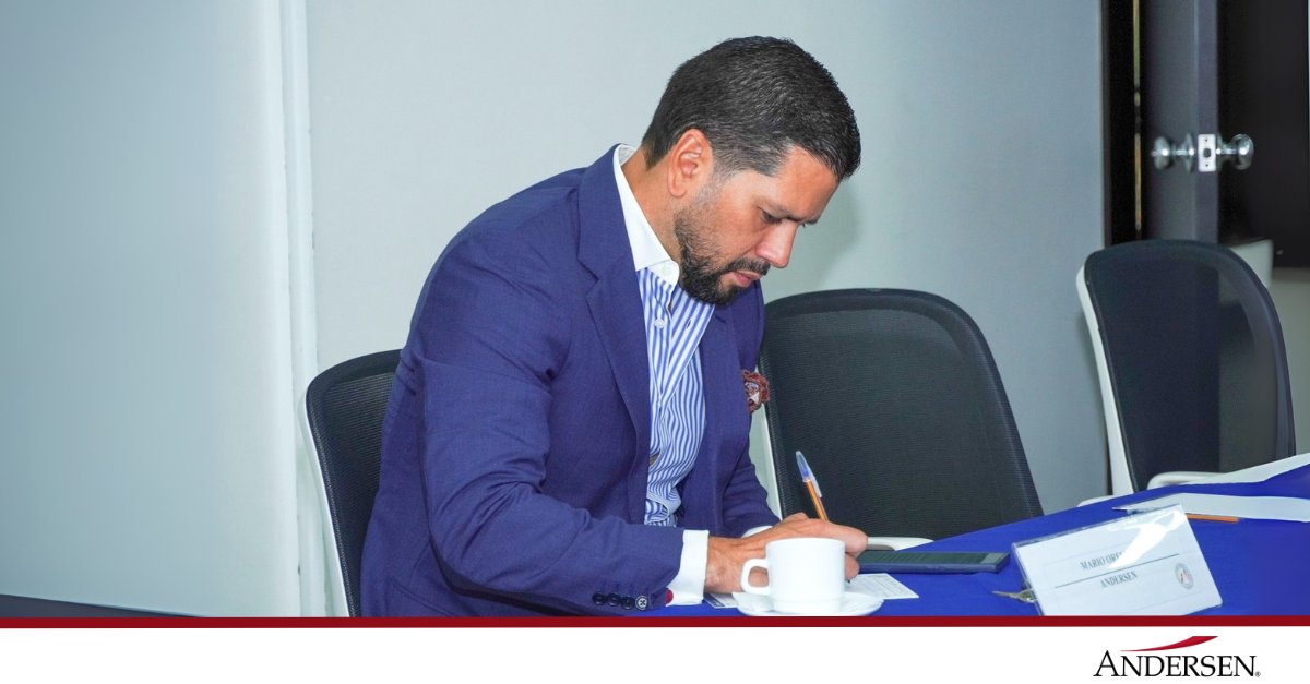 Andersen_EC's tweet image. #NoticiasAndersen 📣
✨ En la Asamblea General de @amchamgye , nuestro socio Mario Orellana fue designado Director Principal 2025-2027 y Tesorero del Comité Ejecutivo. Felicitamos a Mario, deseándole éxitos en esta nueva gestión.
#TeamAndersen #LiderazgoEmpresarial #Amcham