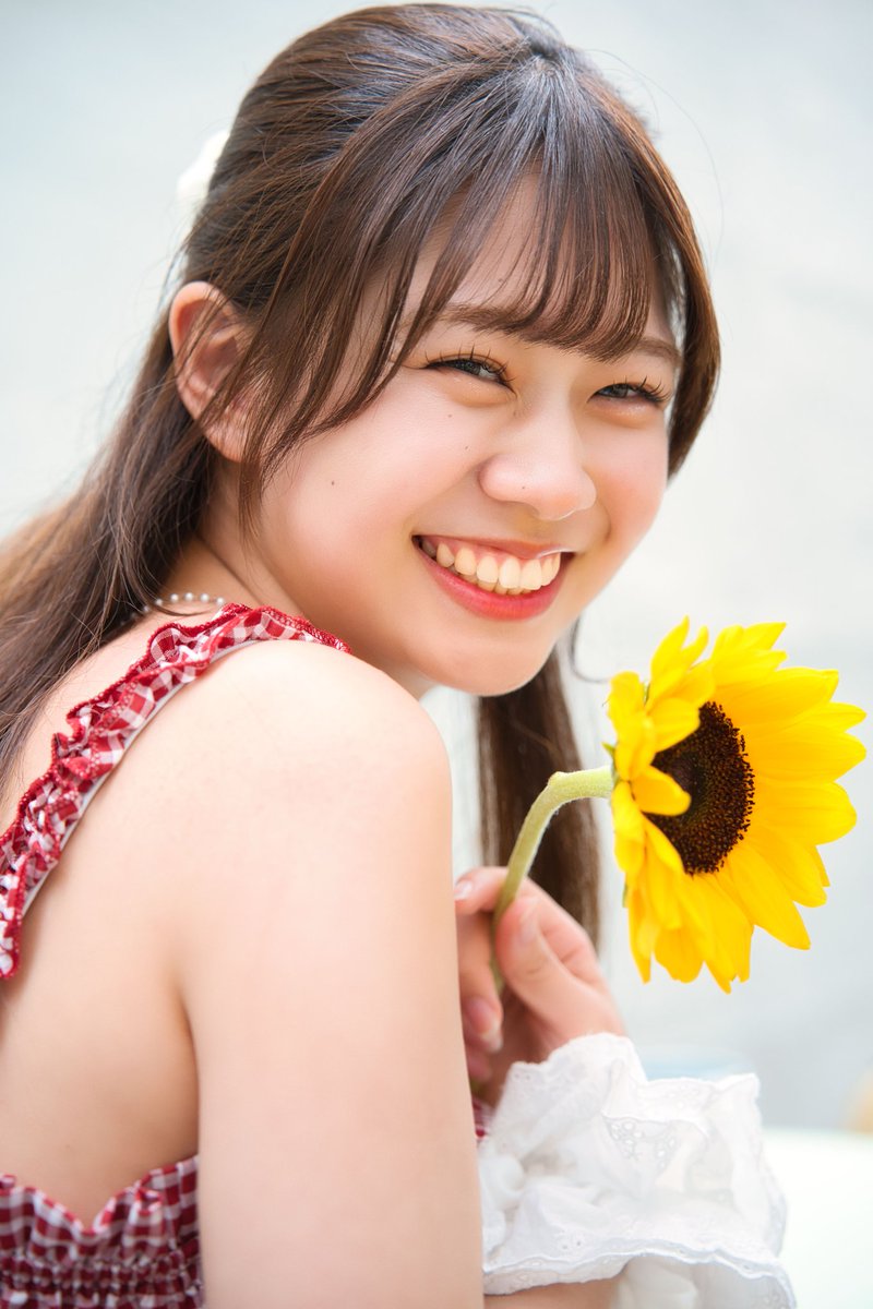 昨日はヒマワリの日みたいやってん
ヒマワリみたいな素敵な笑顔のかわええゆいさん🌻🌼
 #花野ゆい  #SSR撮影会 
 #ヒマワリの日
<a href="/hananoyui_ssr/">花野ゆい</a>