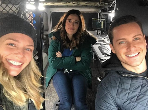 🎥 #TracySpiridakos &amp; #JesseLeeSoffer in #ChicagoPD🫂💖
Remembering Random Moments BTS trasse

#HaileyUpton #JayHalstead #TheHalsteads #UpsteadEndGame #Upstead #UpsteadForever #JusticeForUpstead #UpsteadLovers #MemoriesTrasse #TrasseFans #UpsteadDay #UpsteadMemories