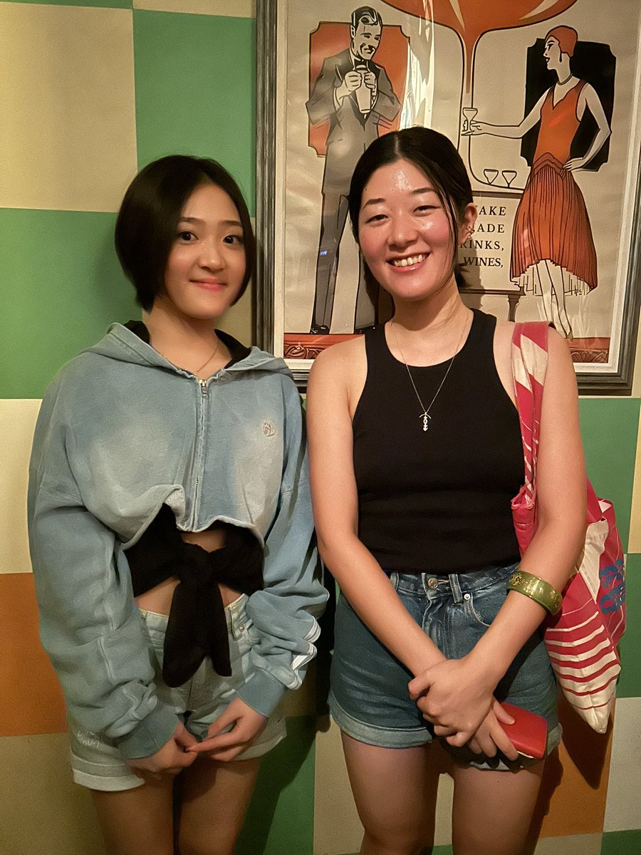 NYライブの後にエンジニアのAkiさんおすすめのセッションに行き、J-Squadの皆さまや加藤真亜沙さんなど憧れのミュージシャンにたくさん会えました！！
またNY遊びに行きます🥰