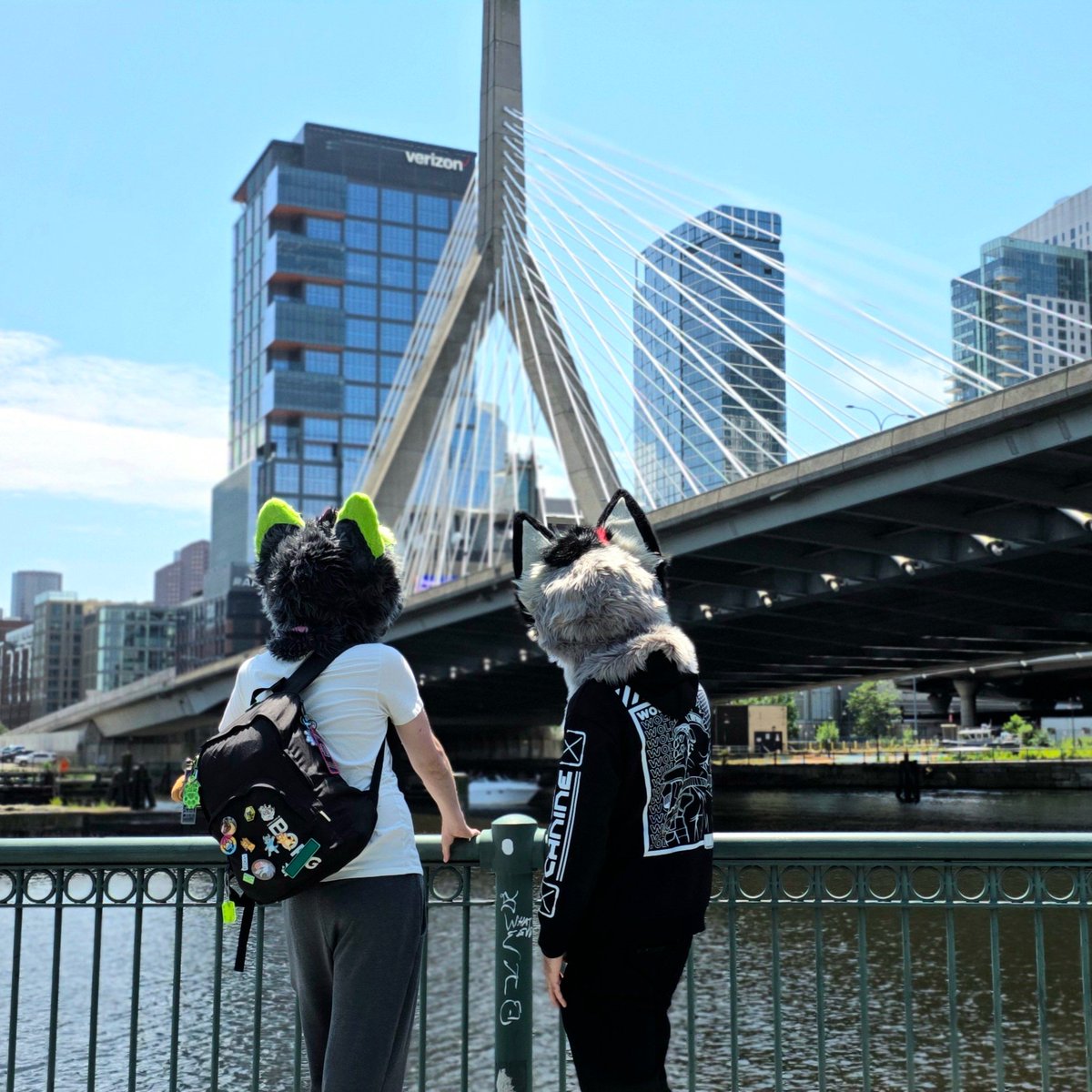 ItsPoofs's tweet image. Two weeks in America, what a dream! Loved finally meeting long-time friends &amp; making new ones. So grateful for all these amazing people in my life!
Huge thanks to @Theblizzardwolf for hosting me and being the best!🐺
Made memories for life!💚
✏️@JumiiFoxx