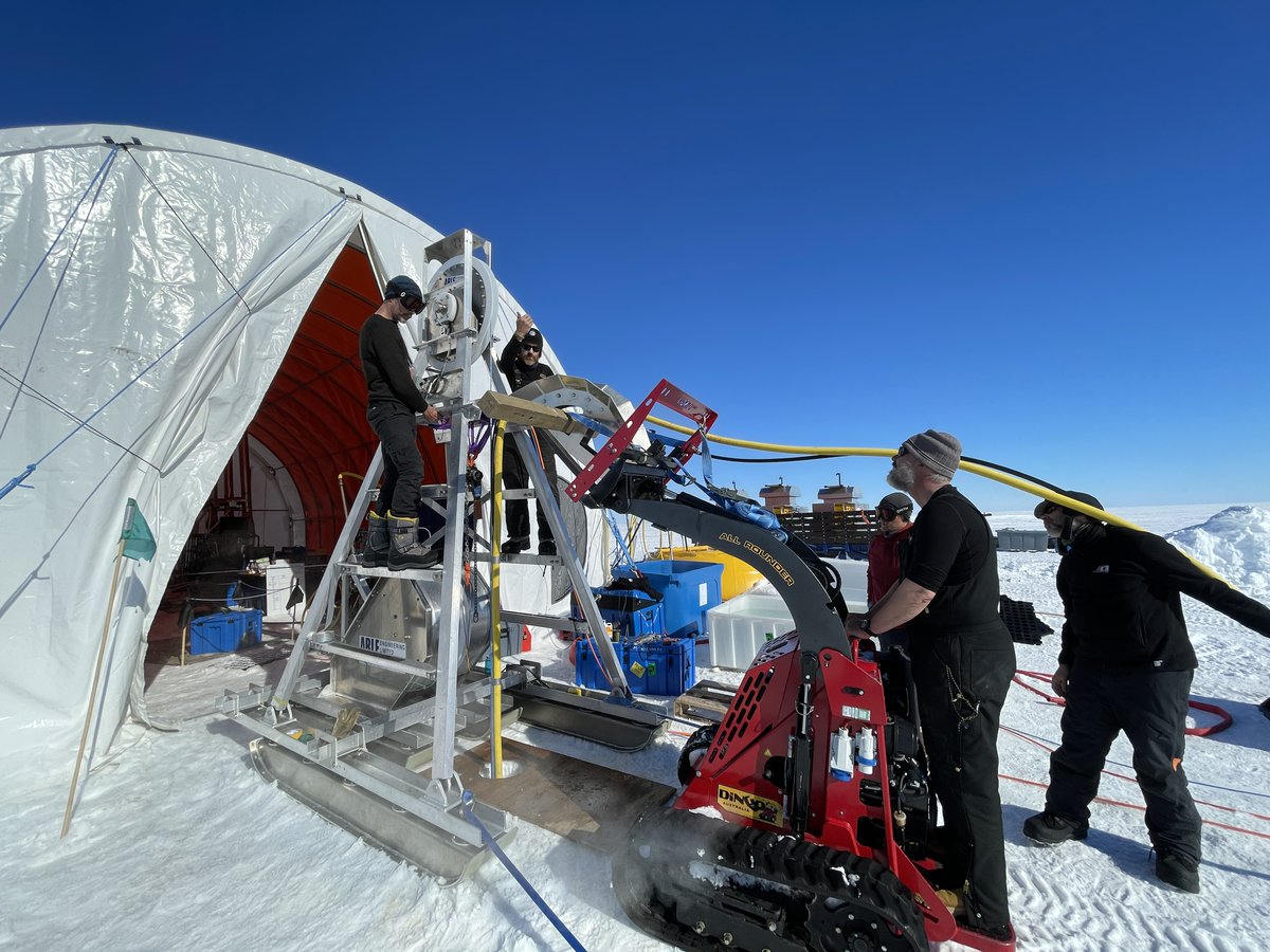 Groundbreaking insights about rivers beneath the West Antarctic Ice Sheet, and their role in ice shelf melt, have been uncovered. SWAIS2C Co-Chief Huw Horgan led the team observing this water enter the ocean cavity at KIS2 on the ice sheet grounding zone👉bit.ly/44FFniV