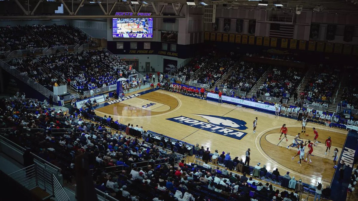 blessed to have received a offer from Hofstra university