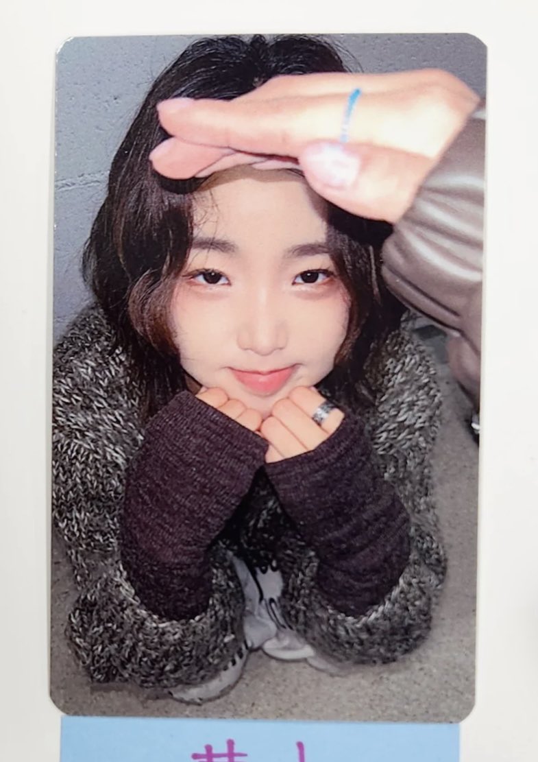 teleposses's tweet image. the ring photocards were So cute...... #NeverForgetting.........