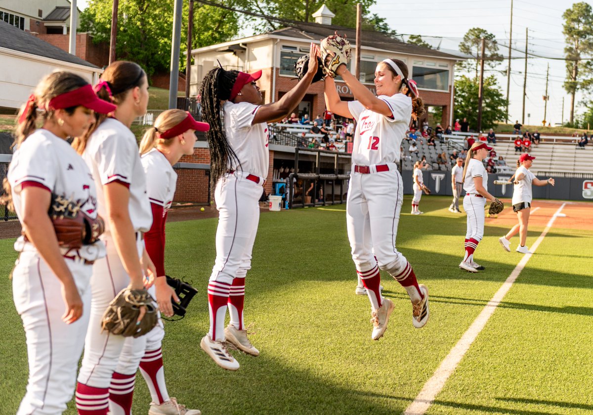 𝙈𝙞𝙨𝙨 𝙢𝙤𝙢𝙚𝙣𝙩𝙨 𝙡𝙞𝙠𝙚 𝙩𝙝𝙚𝙨𝙚.