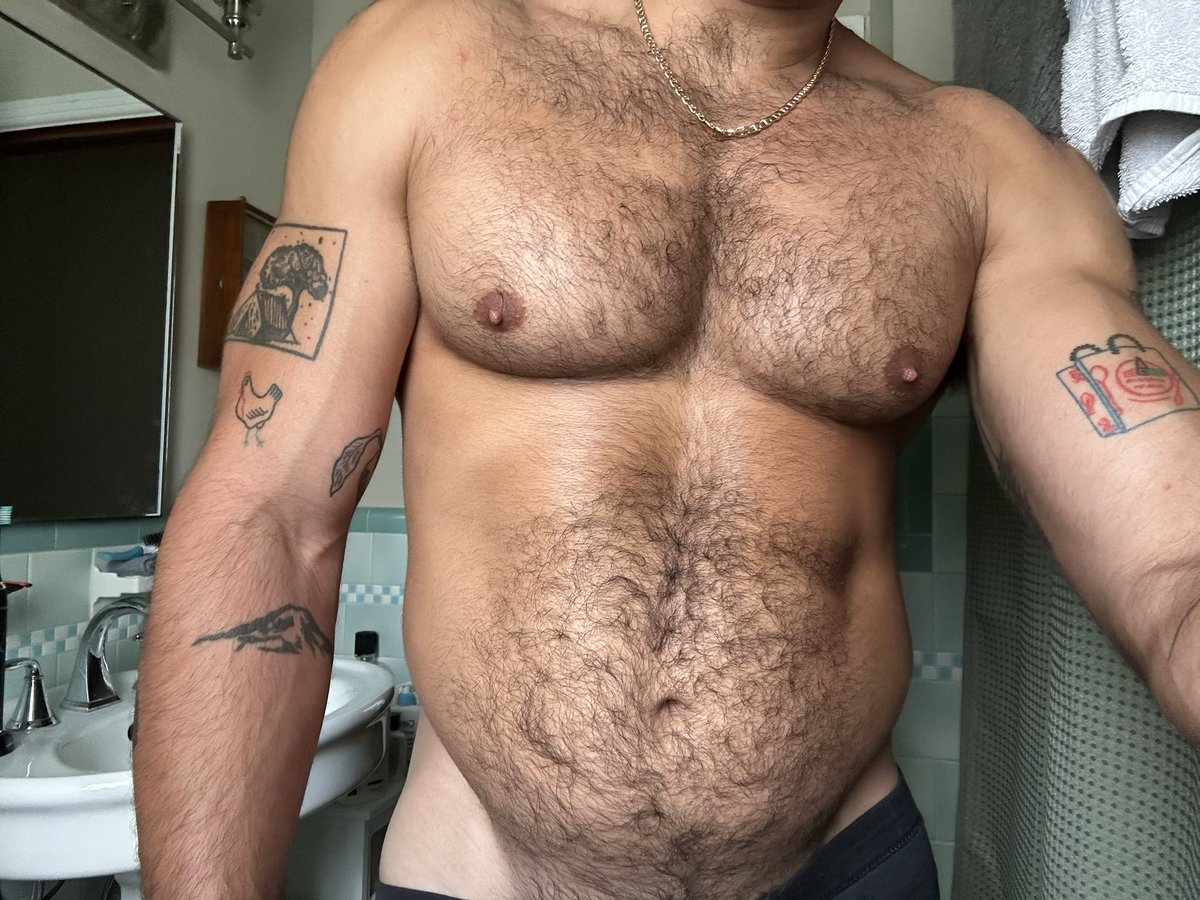 One perk of food poisoning is that my waist is lowkey snatched 

Another perk is finding bits of vomit in new and intriguing places around the bathroom!