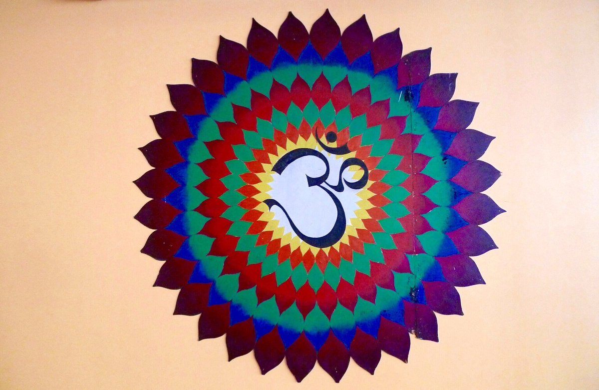 DharmaYogaNYC's tweet image. In the beginning, there was a humming sound, a vibration within God.
Everything comes from this. We all must bow to the source of this vibration.
-Sri #DharmaMittra