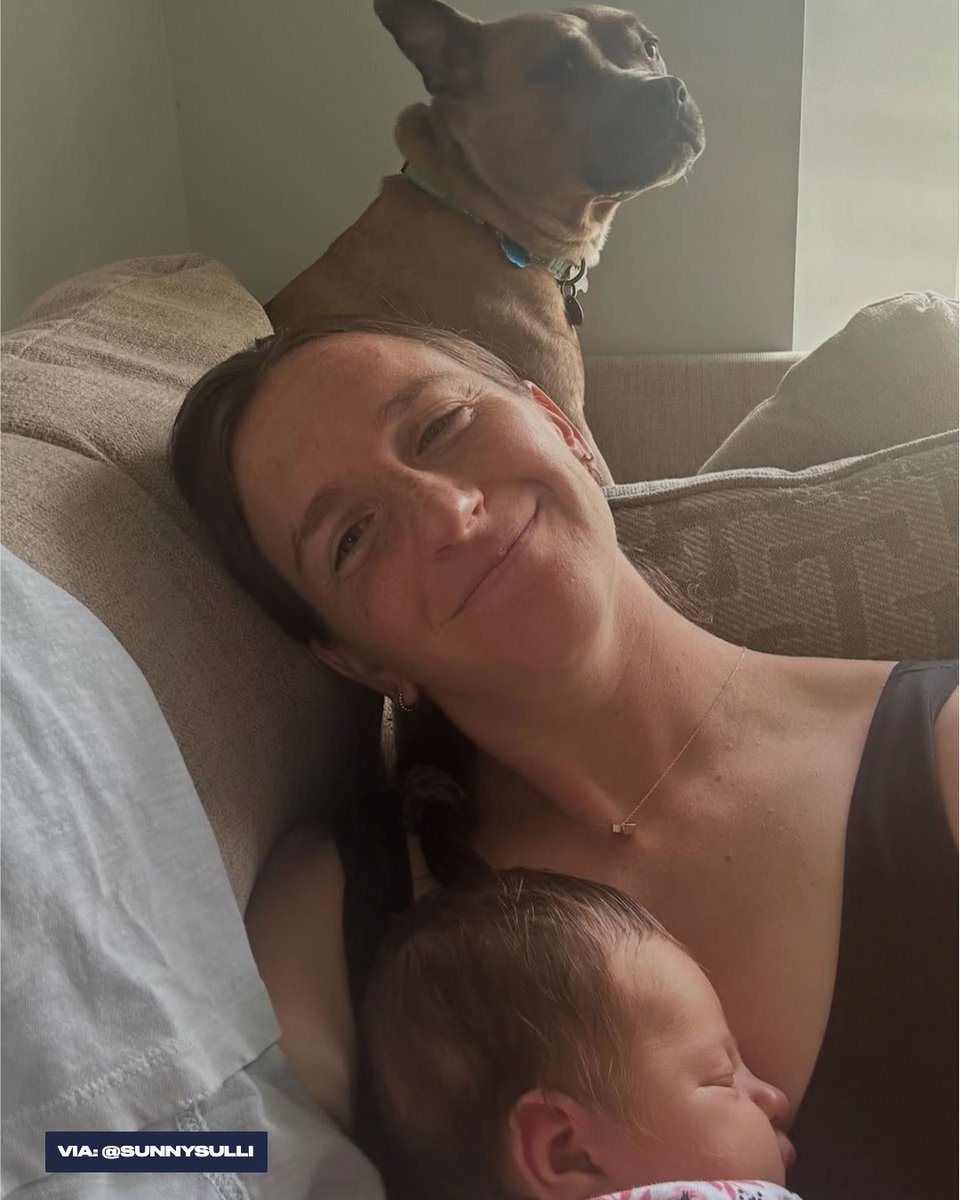 USWNT's tweet image. Welcome to the family, baby Millie 🫶
Congratulations to @sunshine_sully & Drew!