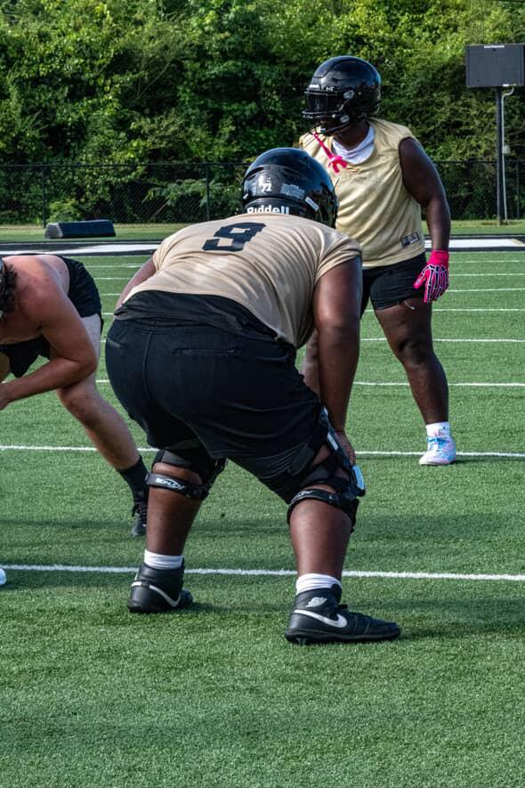 k3ith72's tweet image. Getting better