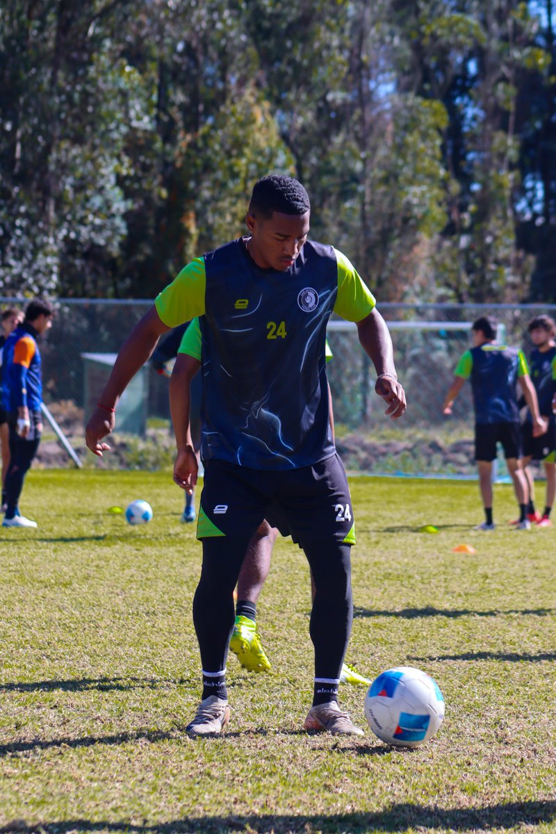 Club San Antonio tweet media