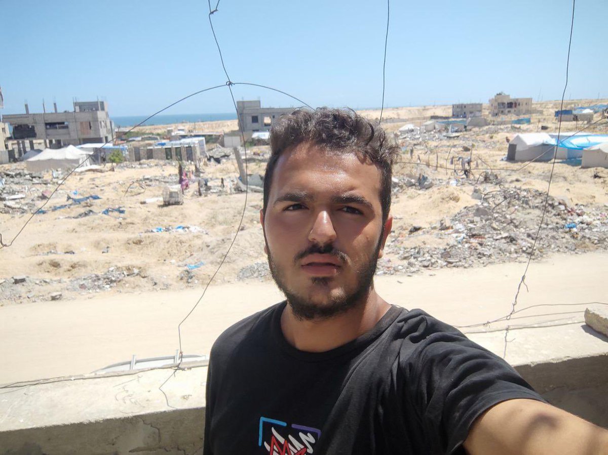 MohAteff's tweet image. I’m writing this with a heavy heart..
I’ve been trying to stay strong, to carry the pain in silence, All I’ve ever wanted is to keep my family safe fed and healthy But today I feel helpless seeing my family hungry and scared
Please donate anything 💔
gofund.me/4326913d