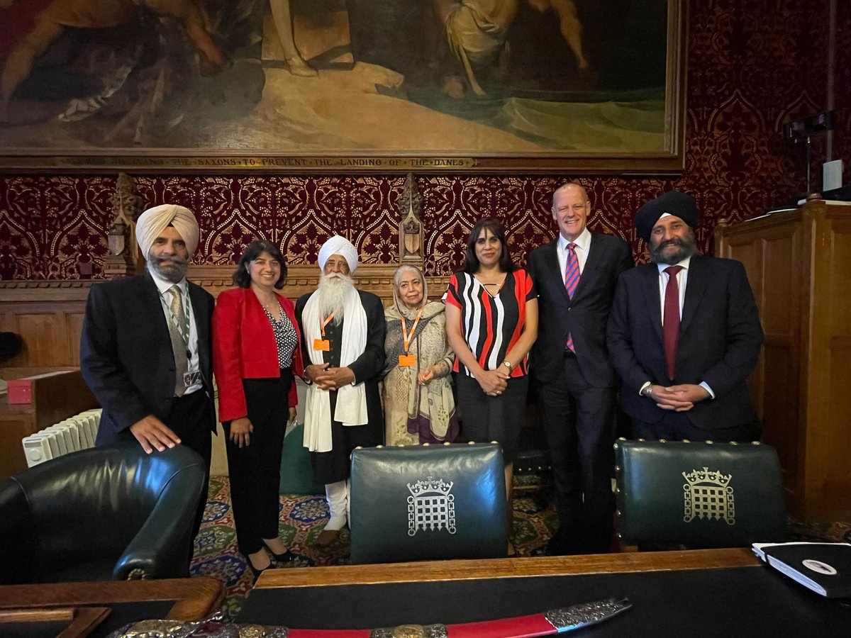 SeemaMalhotra1's tweet image. Lovely to join the celebration of 30yrs service of Bhai Sahib Mohinder Singh OBE, KSG in Parliament - Head of Nishkam Sewak Jatha and Nishkam group of organisations.
