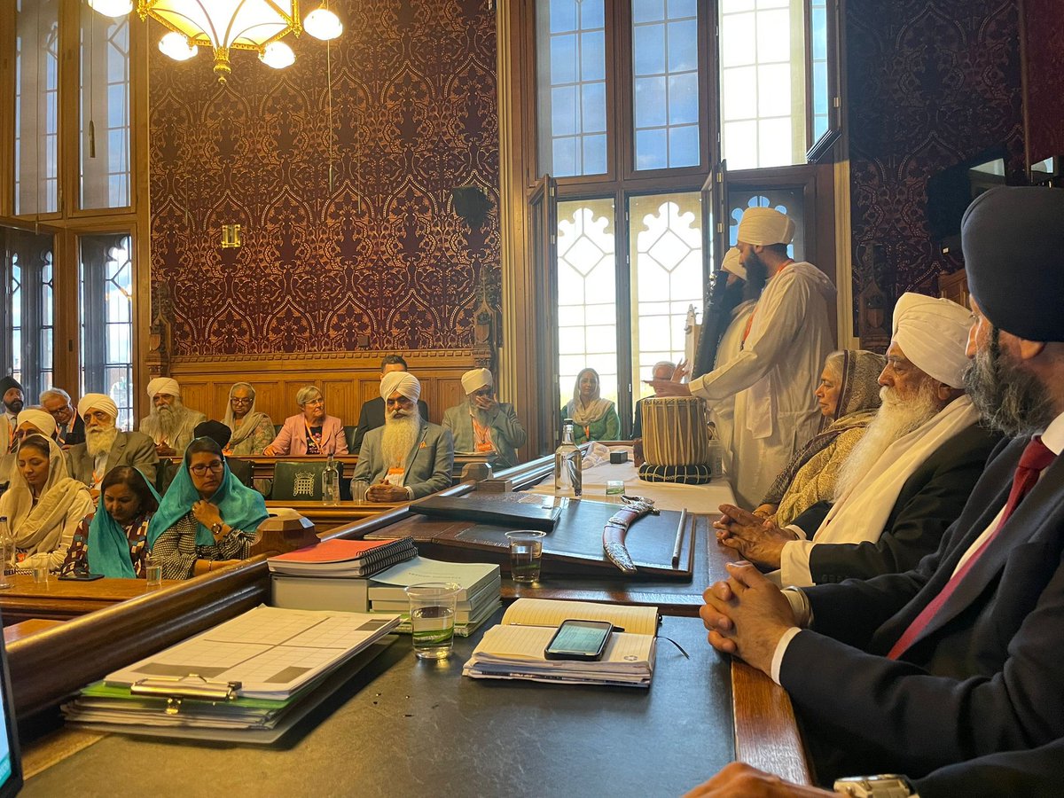 SeemaMalhotra1's tweet image. Lovely to join the celebration of 30yrs service of Bhai Sahib Mohinder Singh OBE, KSG in Parliament - Head of Nishkam Sewak Jatha and Nishkam group of organisations.