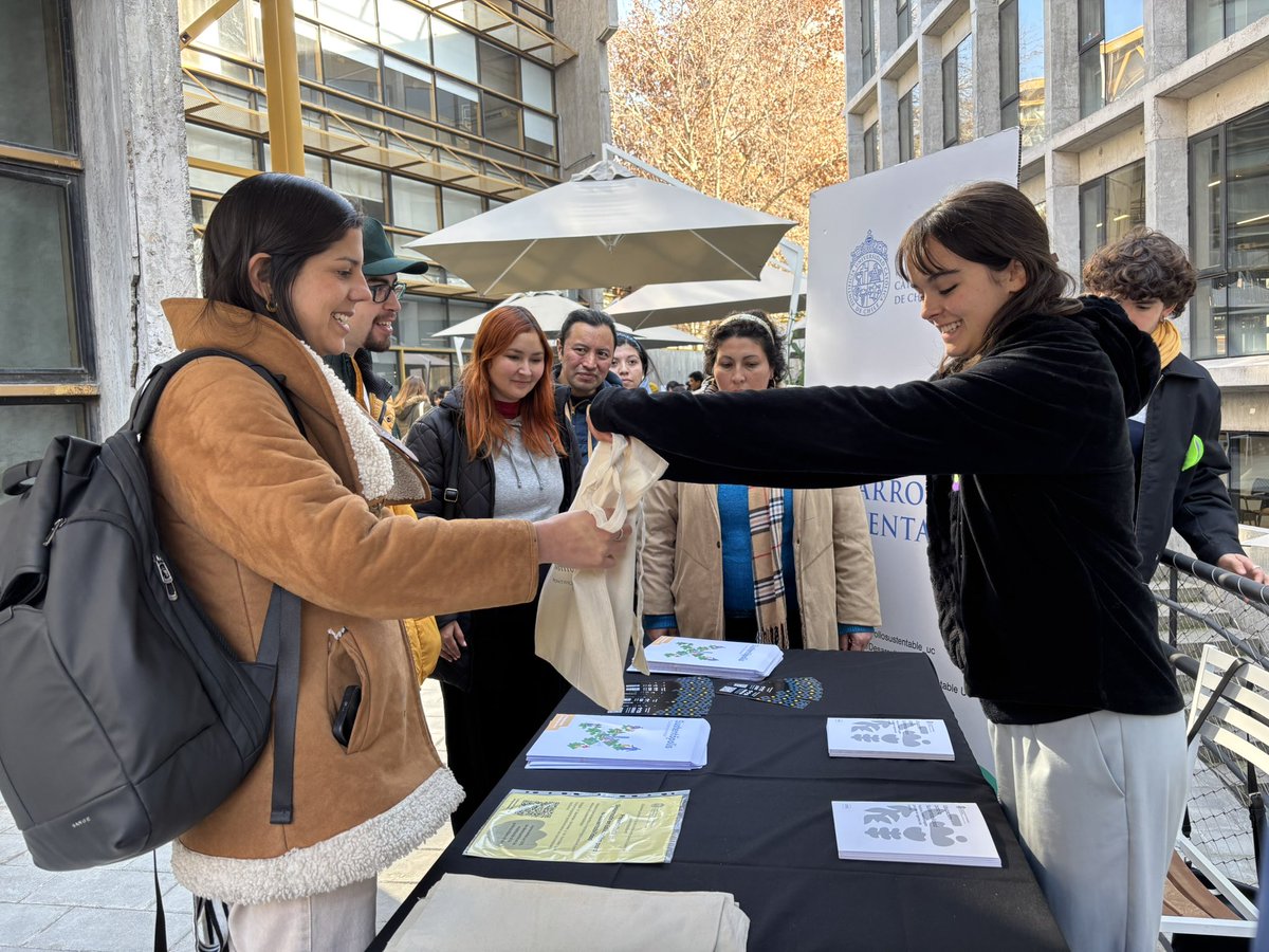 🌿 Con una gran convocatoria desarrollamos el 1° Seminario Mente Sustentable, un espacio para compartir experiencias y vivir dinámicas lúdicas en torno a la educación para la sustentabilidad. #MenteSustentable