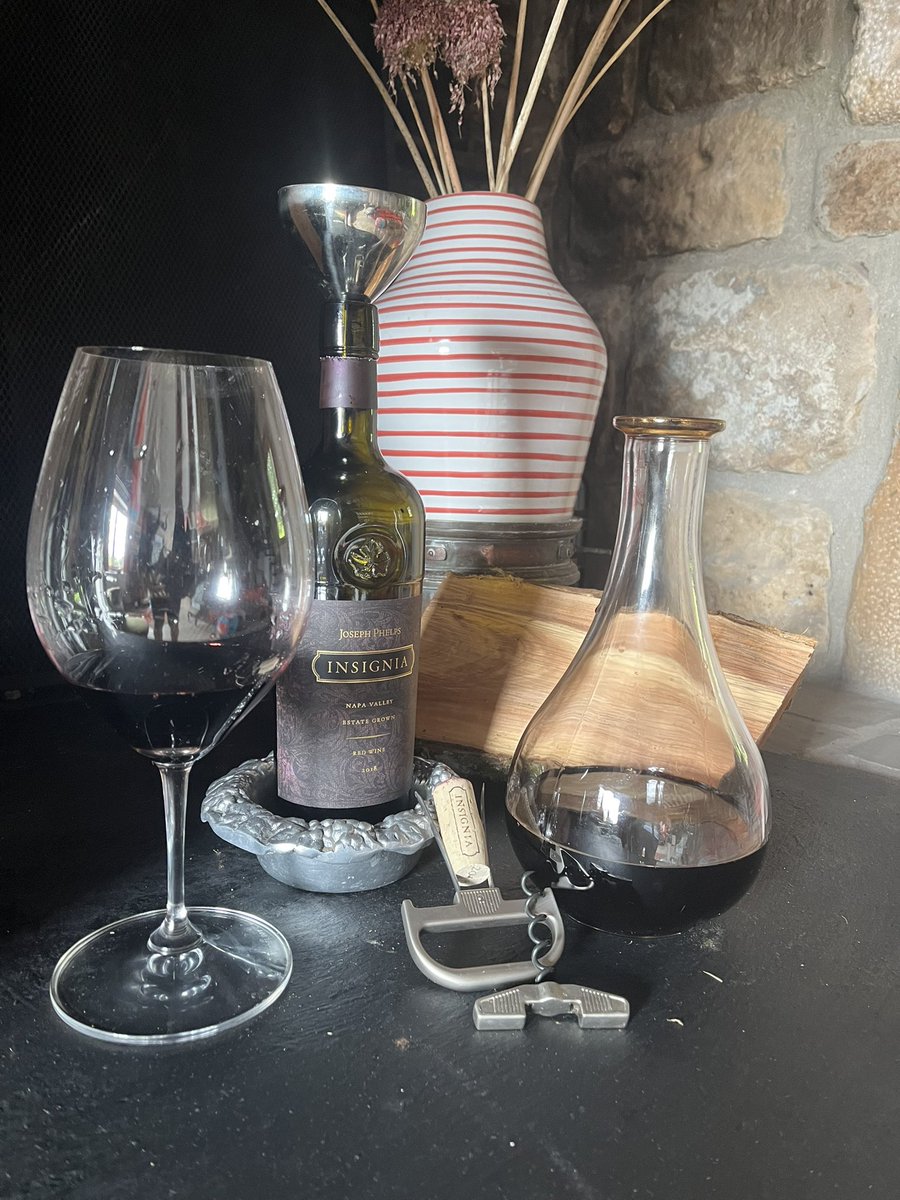 CHARLIE ARTURAOLA (@charliewines) on Twitter photo #insignia from #JosephPhelpswinery ! A time
Piece to Cellar it! If you can !! Sharing with amigos <a href="/zingarodilusso/">Alessandro Rossi</a> #californiawines #insignia from #JosephPhelpswinery ! A time
Piece to Cellar it! If you can !! Sharing with amigos <a href="/zingarodilusso/">Alessandro Rossi</a> #californiawines
