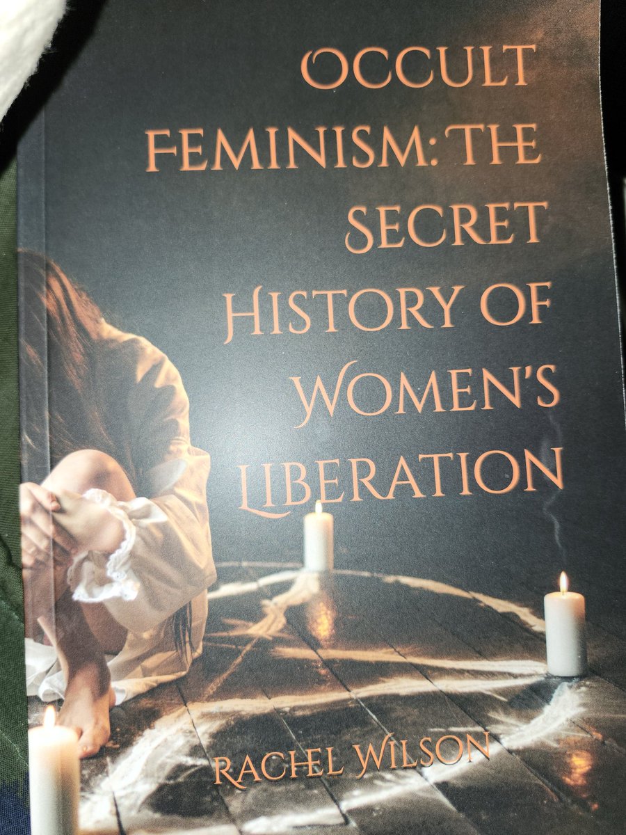 KathyBates07's tweet photo. My Friend Sheryl Lynn  bought me @Rach4Patriarchy  book for my 51st birthday  the 1st thing Adam wanted to know was if there were pictures. Lol. I can't wait to read this. https://t.co/mBvuK1j61I