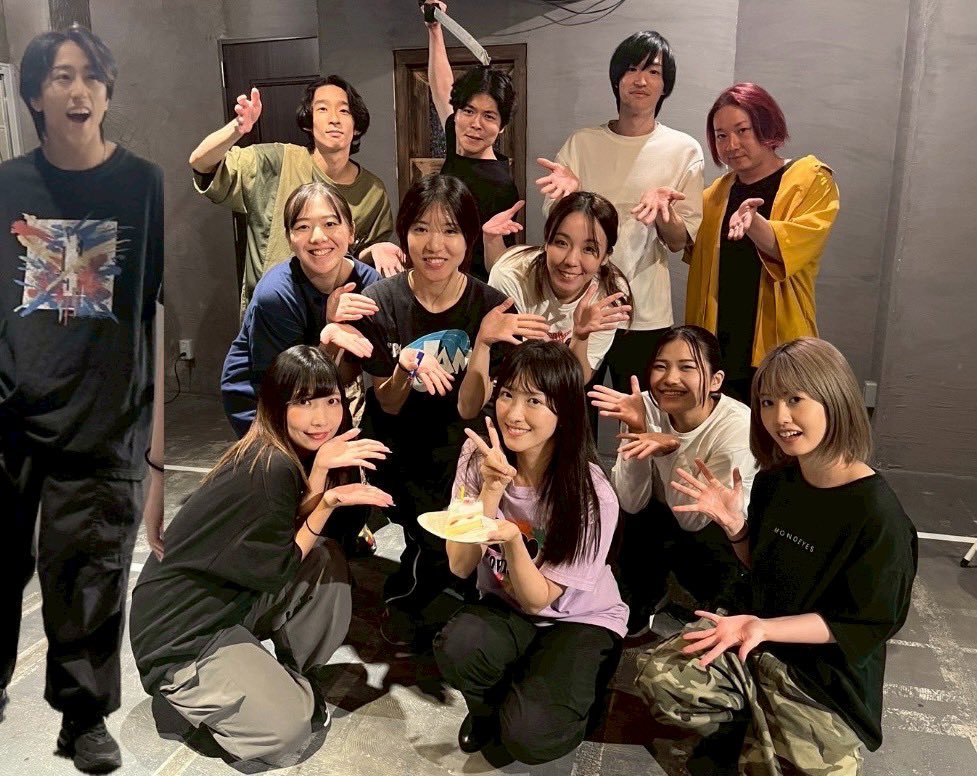 Takuji_create's tweet image. ╱
#エスオーエス お誕生日祝い🎂🎉✨️
東国編 前田あかりちゃん💗💗
お誕生日おめでとう🥳ᩚ🙌♡
╲
#あっとほーむ Vol.22「エス。オーエス。」
7月30日(水)~8月3日(日)TKJシアター
残席も残り少なくなってきております!
quartet-online.net/ticket/athome2…
※備考欄に応援キャストをご記入下さい!!