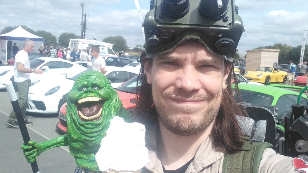 MagicGBuster's tweet photo. @GhostbustersSU #SummerOfSlimer Slimer beats the heat by following me when I get ice cream! https://t.co/8GWKGNB4LD
