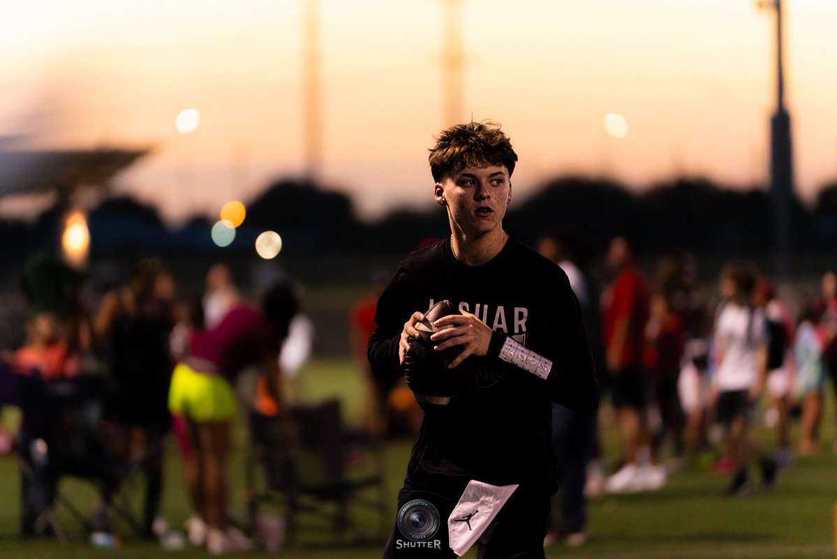 Preston Branham 🎓28 (@bham3222) on Twitter photo All Gas ⛽️ No brakes 🔥 🐉 <a href="/RoundRockFB/">Round Rock Football</a> <a href="/cmoorefrog/">Cody Moore</a> <a href="/TenneyCoach/">Coach Tenney</a> <a href="/TXTopTalent/">TX TOP TALENT</a> #BREAL #CO2028 #QB All Gas ⛽️ No brakes 🔥 🐉 <a href="/RoundRockFB/">Round Rock Football</a> <a href="/cmoorefrog/">Cody Moore</a> <a href="/TenneyCoach/">Coach Tenney</a> <a href="/TXTopTalent/">TX TOP TALENT</a> #BREAL #CO2028 #QB