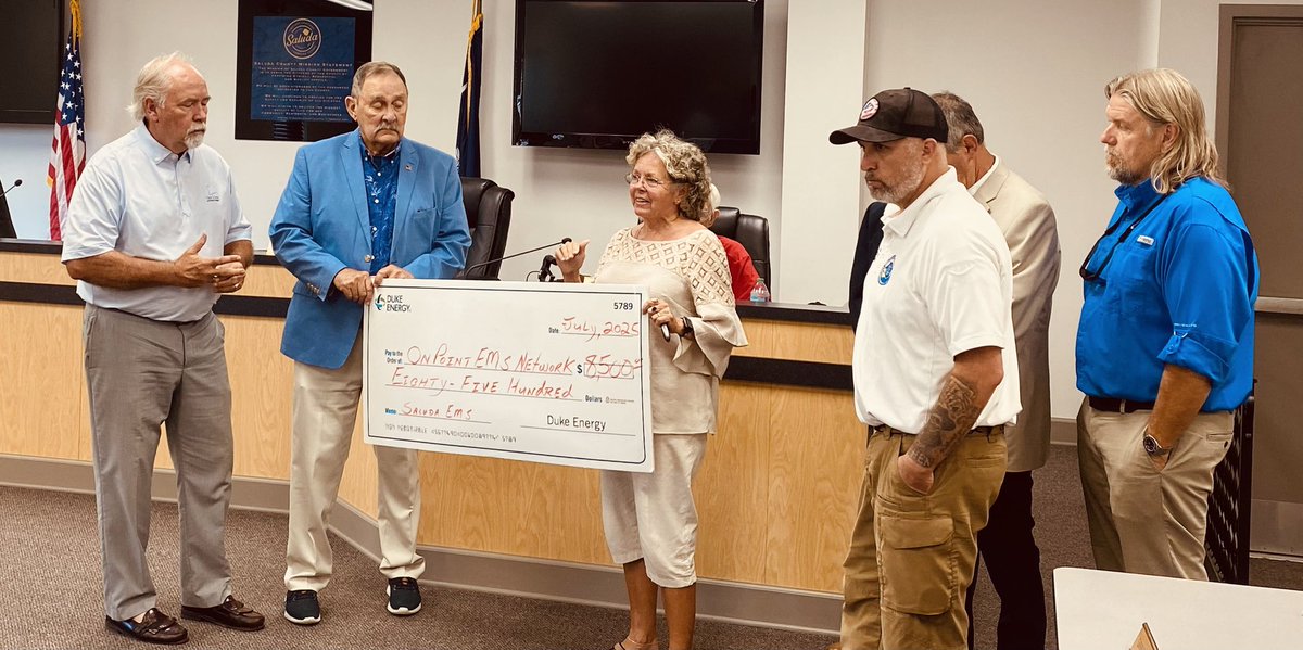 TheoLane13's tweet image. Tonight we proudly present @DukeEnergy @DukeEnergySC Foundation ‘Hero Grant’ award to #SaludaCounty EMS. Thanks to OnPoint EMS Network & #CountyCouncil for their commitment to this community !