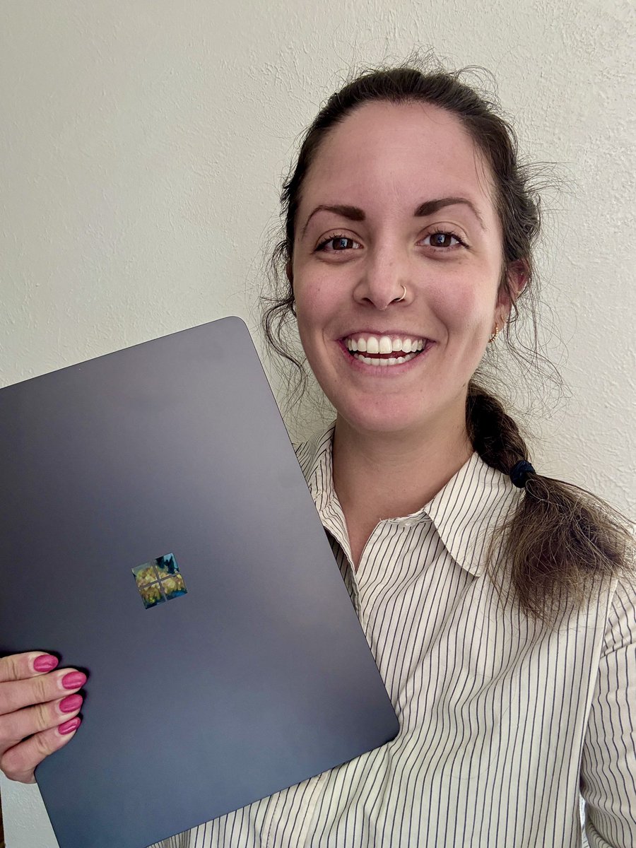 deepspaceduda's tweet image. I am THRILLED to announce that today I began my next professional adventure as a communications manager at @Microsoft !!!!🤓 Can’t wait to continue my passion for global technology storytelling on a team at the forefront of #AI!! #careerupdate #bigtech #microsoft