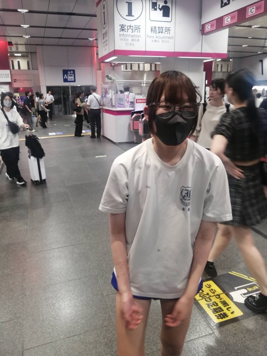 deathnote_ebisu's tweet image. 足立りあ

おじとのSEX中、騎乗位の際にケツワープをしてしまい、駅まで飛ばされるが地面をすり抜け落下死