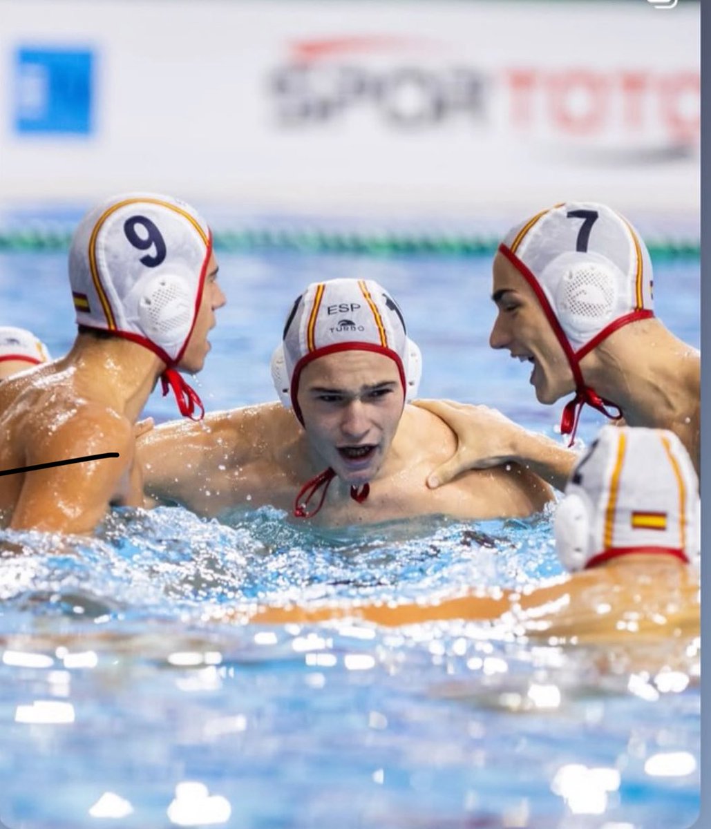 Secció de Waterpolo de la UE Horta tweet media