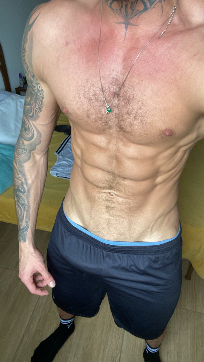 Como malha assim 😮‍💨
Últimos dias Salvador 🔥📿

onlyfans.com/diegopherraz