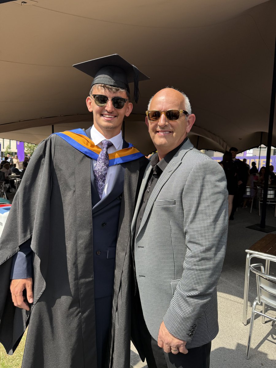 Chr15Wilkinson's tweet image. Brilliant Graduation day with my son and two daughters.
Have to say, the organisation was amazing with the entire uni area of the city decked out. Superb. 👏