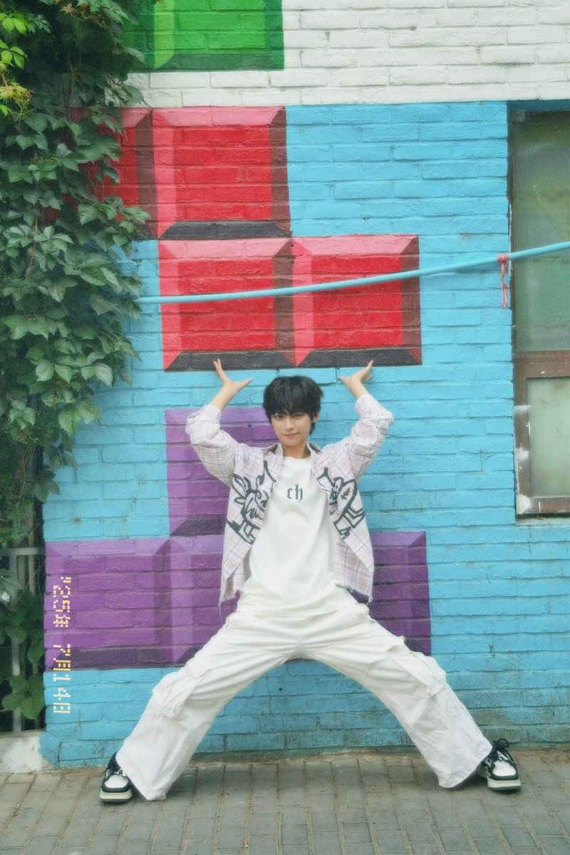 taki2teepor's tweet photo. just a cutie passing through your tl 🥺🤏

#RevengedLove #Ziyu https://t.co/QiwrdtjxYB