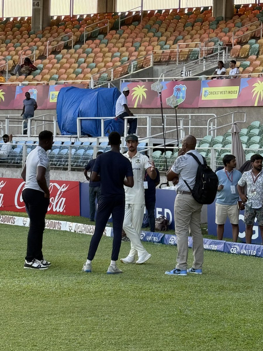 What a champion, Mitch Starc. 100th Test, 3 wickets in an over, 400th wicket &amp; then he spends 15 minutes chatting with young West Indian quick Johann Layne about fast bowling before finally going back to the rooms, where the rest of the Aussie team wait for him #WIvAus