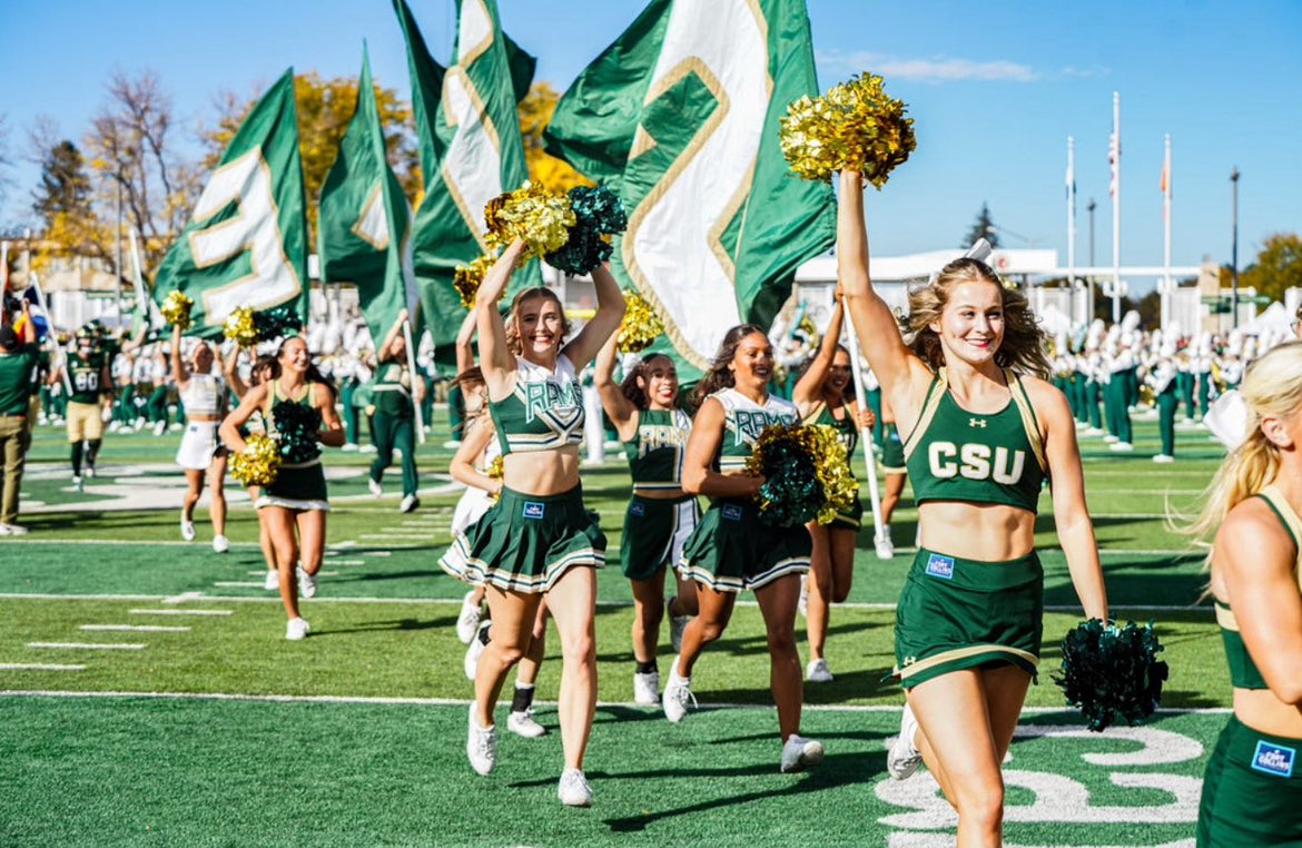 CSUCheerleading's tweet photo. THIS FEELING! 🏈💚🐏💛 #collegegameday #collegecheer #rams #proud2be https://t.co/c6DPlCNbsZ