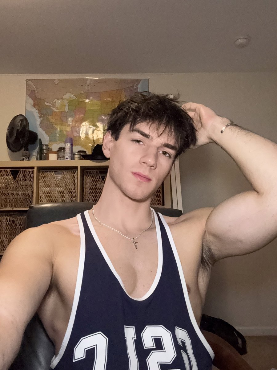 you open a zoom call and I’m sitting there like this, wyd next?