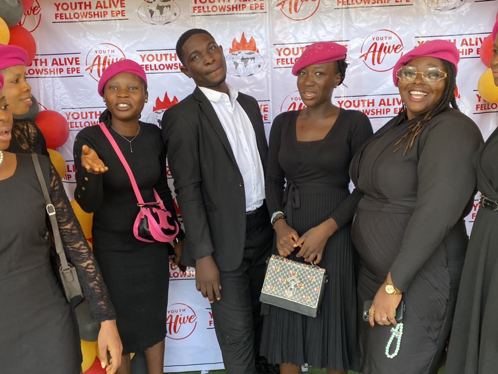 yaf_Epe's tweet photo. Some pictures from mid-year praise 2025 #midyearpraise2025 #winnerschapelepe #youthsalivefellowshipepe #winnerschapelworldwide #yaf https://t.co/s3QSPrXTr1