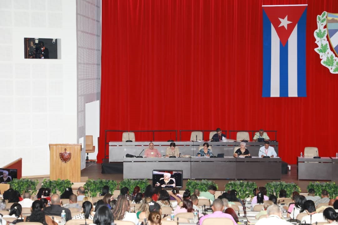 Desde la Asamblea Nacional se aboga por la transformación de las comunidades cubanas
 Ver más:

pcc.cu/desde-la-asamb…