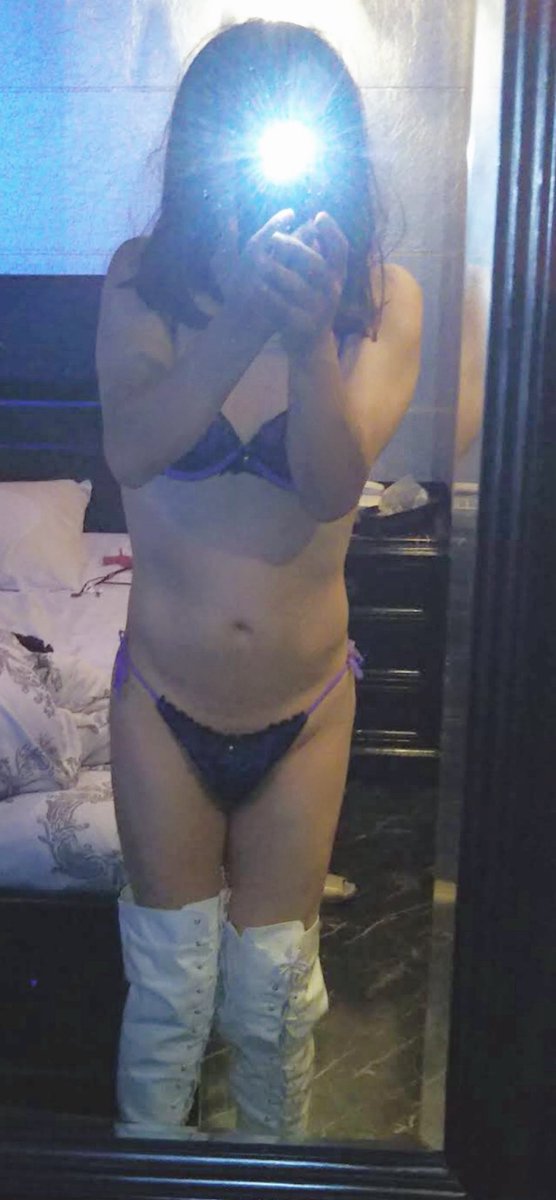 👙姿
お腹が😓