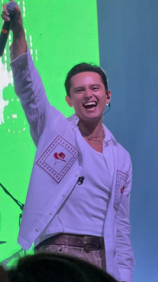 REIDersOfficial's tweet image. &quot;James x Maki Canada Tour 2025 
Thank you my❤️ #concertdate🎙️🎶&quot;

#JamesReidxMaki

LIVE in WINNIPEG

Maki-JAMes sa Canada 🇨🇦🍁

#JamesReid | James Reid | #Maki
@tellemjaye 

©️Michelle Cimeni