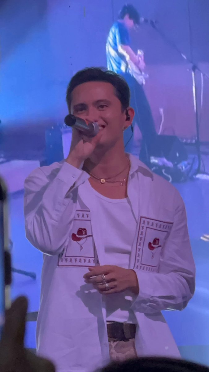 REIDersOfficial's tweet image. &quot;James x Maki Canada Tour 2025 
Thank you my❤️ #concertdate🎙️🎶&quot;

#JamesReidxMaki

LIVE in WINNIPEG

Maki-JAMes sa Canada 🇨🇦🍁

#JamesReid | James Reid | #Maki
@tellemjaye 

©️Michelle Cimeni